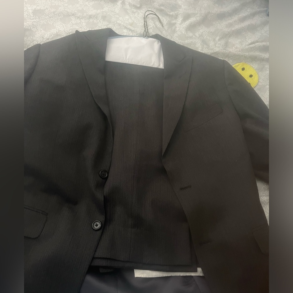 Nice pinstripe Suit great